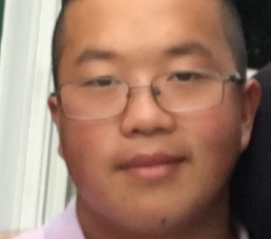 Tyler Chen headshot